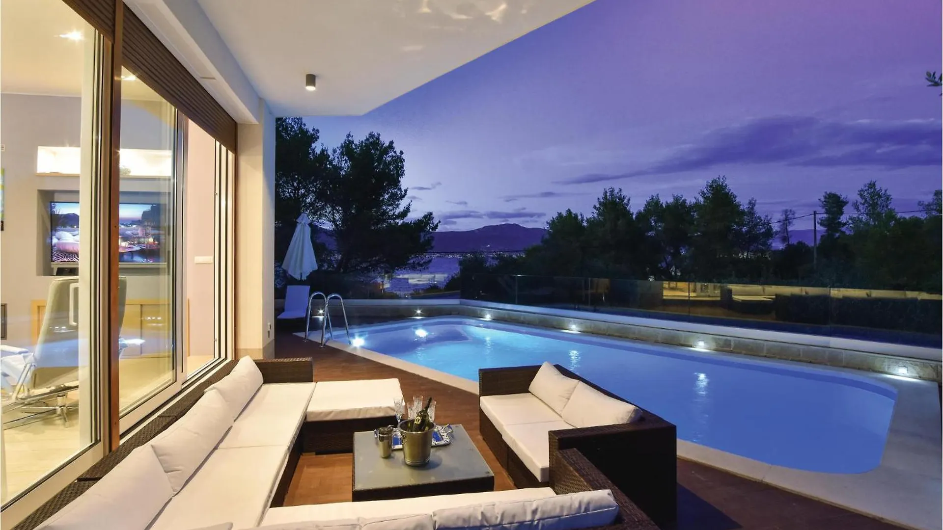 Gorgeous Home In Slatine With Wifi Trogir 0*,  Croatia