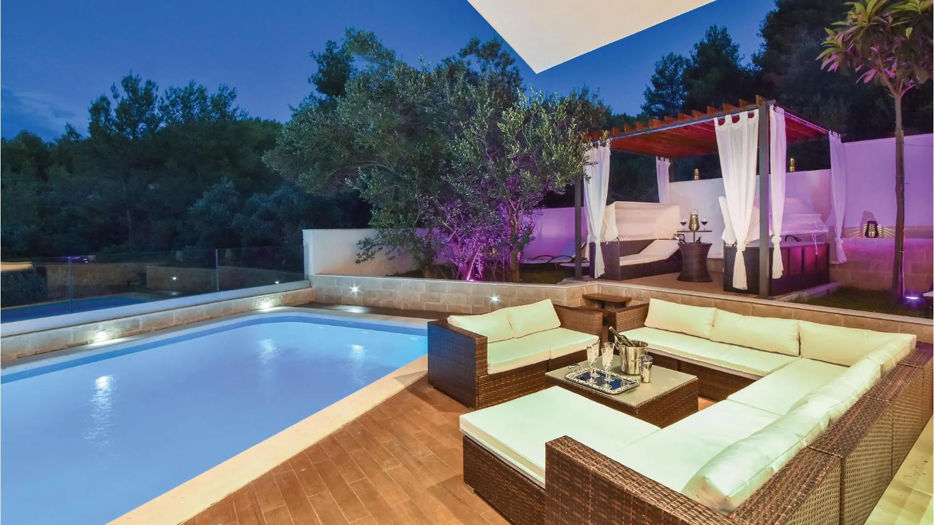 Gorgeous Home In Slatine With Wifi Trogir Holiday home