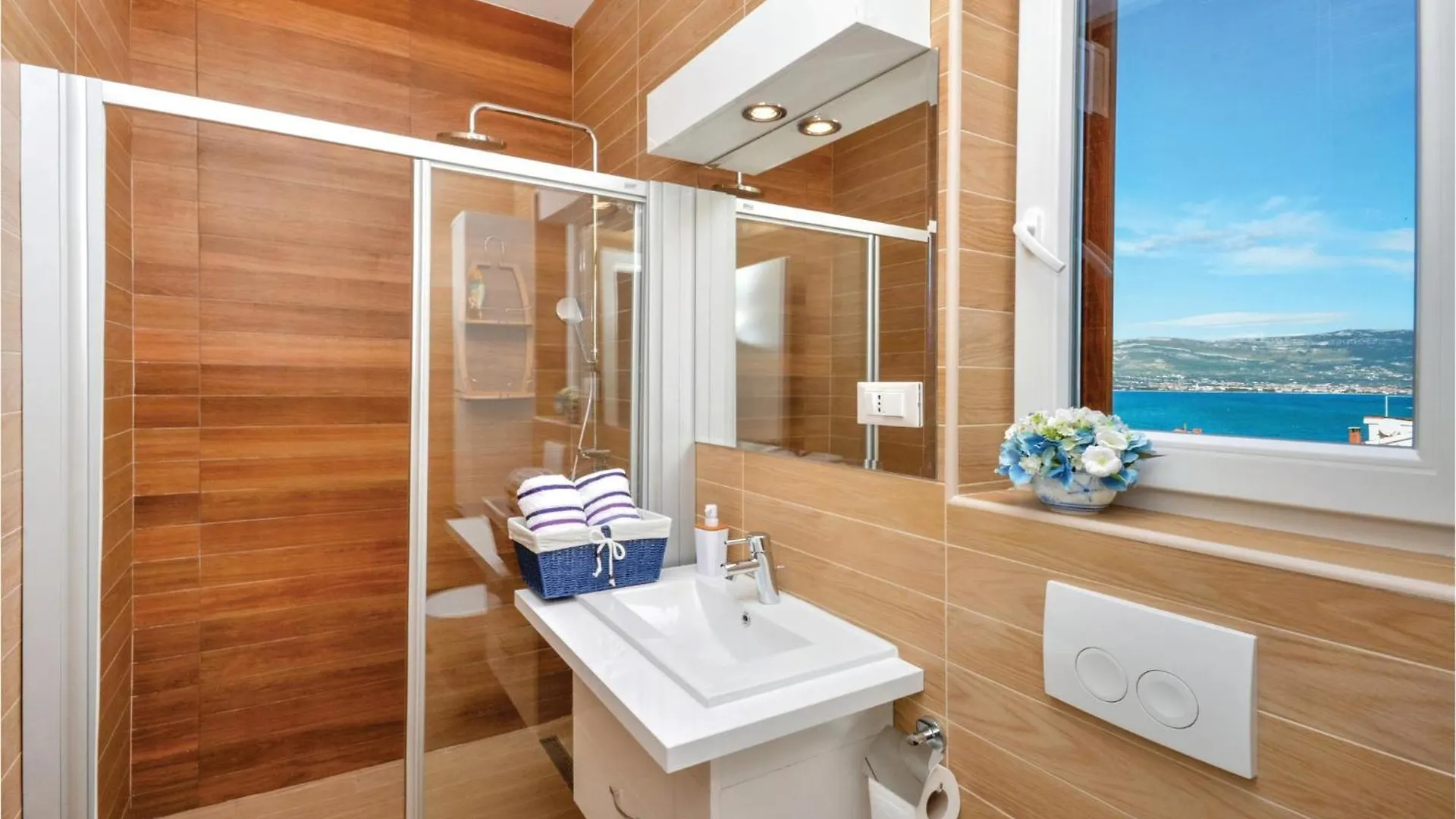 Gorgeous Home In Slatine With Wifi Trogir 0*,  Croatia